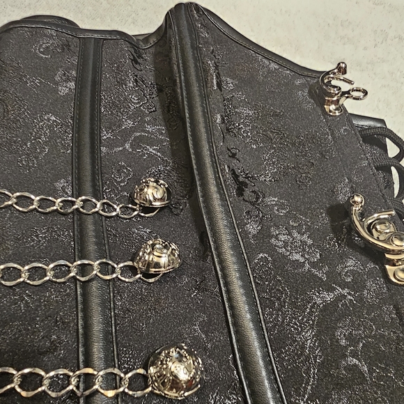 Brand New Gothic Corset - Picture 2 of 9